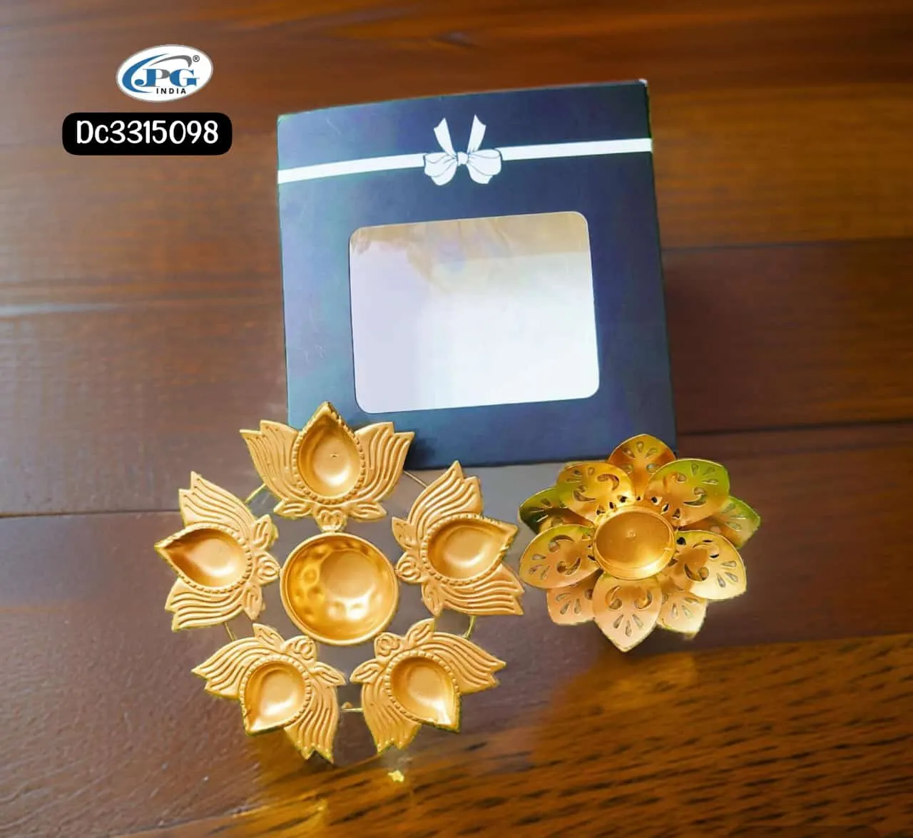 URLI & LOTUS DIYA GIFT BOX SET