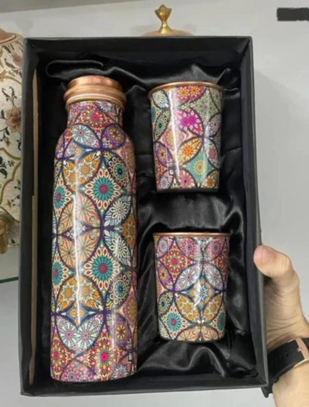 Includes 1 copper bottle